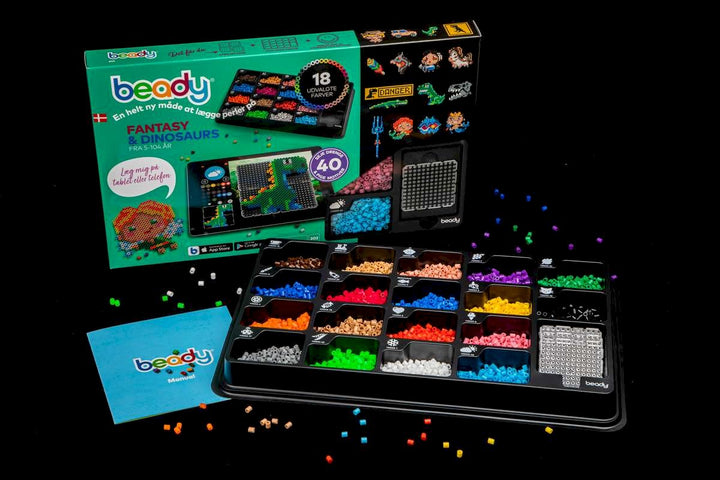 Beady - Fantasi & Dinosaurer - 4.500 perler + 4 plader