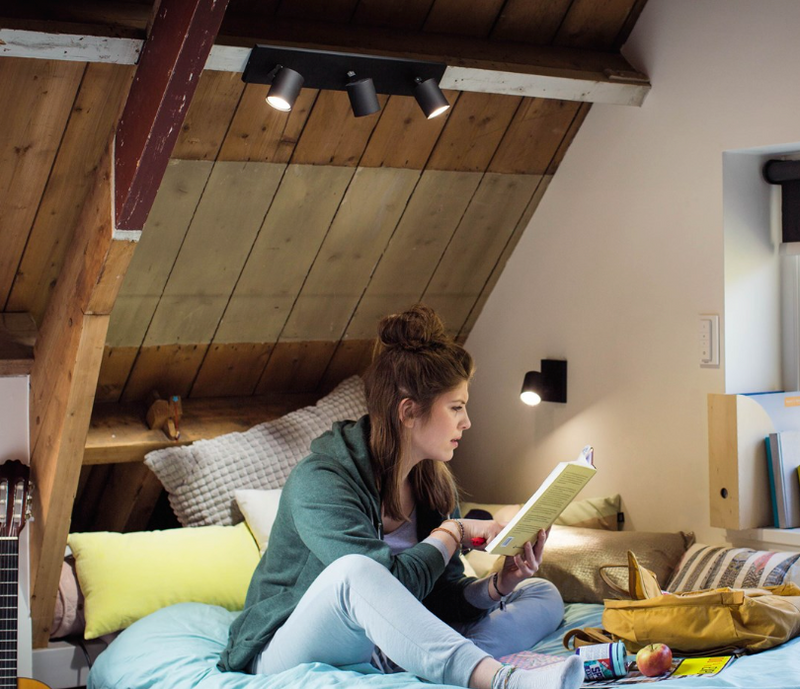 Philips Hue White ambiance Runner med tre spots