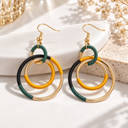 Boho Circle Øreringe – Guldlook med Grøn, Sort & Sennepsgul