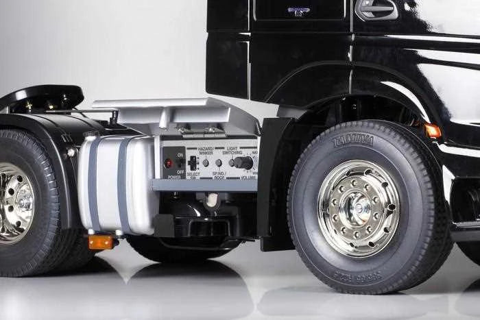 Mercedes (Se video) Actros 3363 GigaSpace
