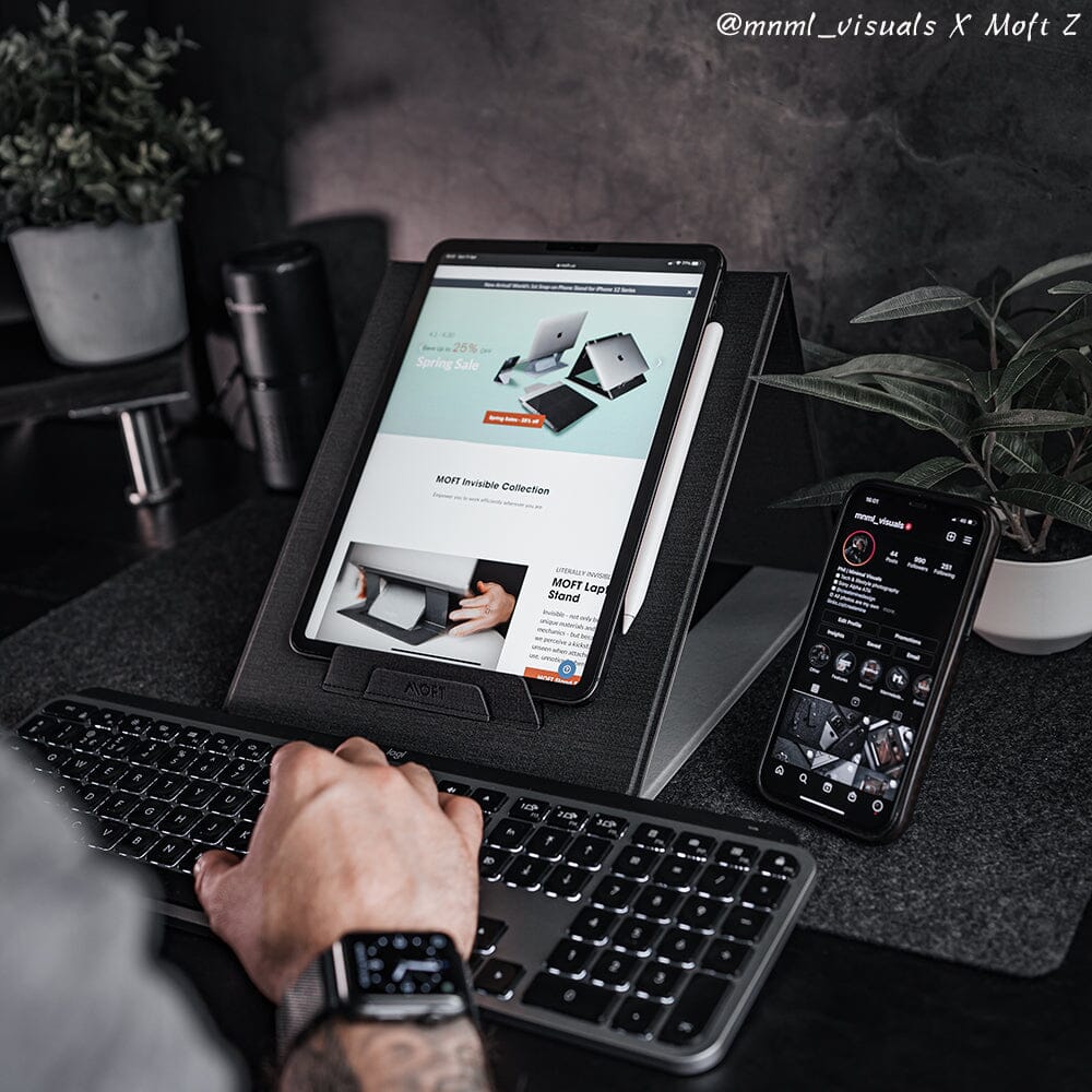 MOFT Z 5-in-1 Sit-Stand Desk – Foldbar laptopstander / mini skrivebord
