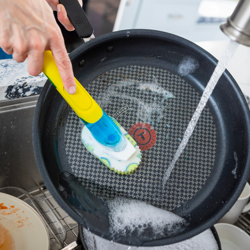 Scrub Daddy - Dish Daddy Dishwashing Brush Liquid Dispenser – Dollarstore.dk